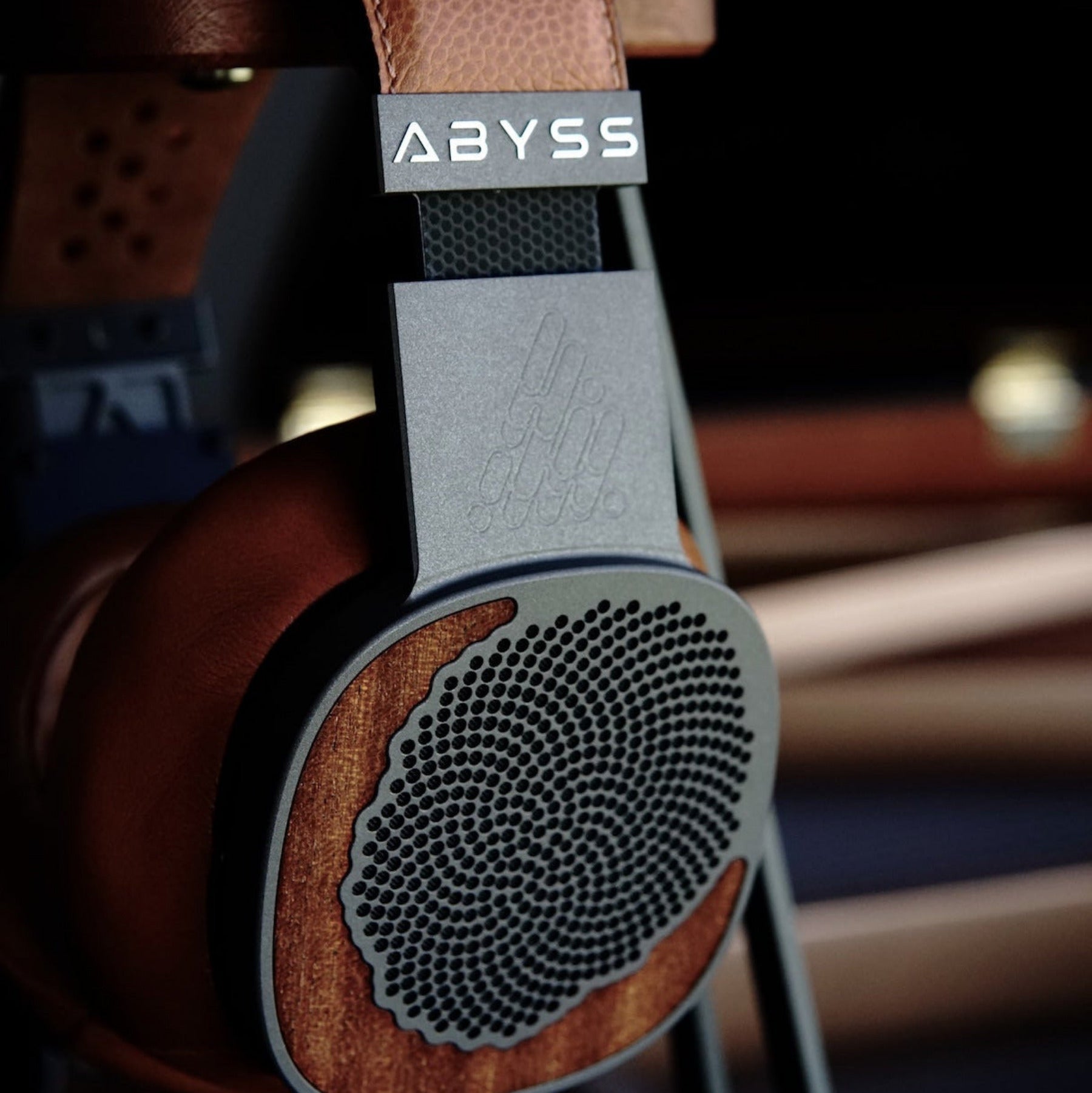ABYSS Diana MRx Premium Bass Reference Headphone – ABYSS Headphones